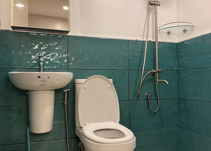Cloudy Type Flat In Apartment *